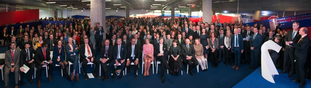 Group photo of the Dutch trade mission to Paris